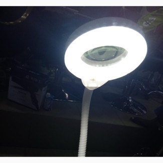 Nail Table Magnifying L