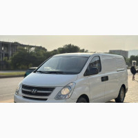 Hyundai H1 2011 White