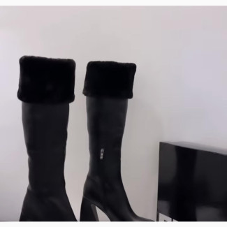 Block Heel Ankle Boot - Brand New, Boxed, Unused - 30k
