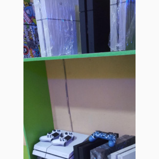 Direct UK Used Playstation4 With 1 Pad 10 Latest Games