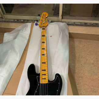 Good Squier by Fender Active Five String Jazz Guitar