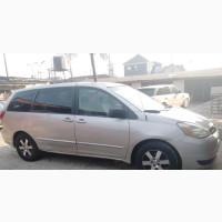 Toyota Sienna 2004 Silver
