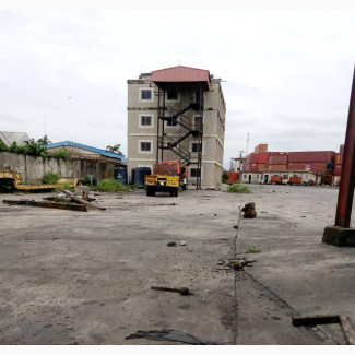 Spacious Warehouse Terminal in Amuwo Odofin - Hollag Realty