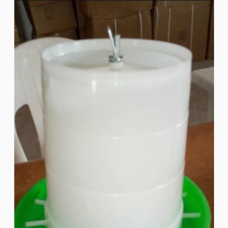 Adjustable Waste Free Feeder