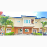 4bdrm Townhouse / Terrace in Lekki Gardens Estate for rent