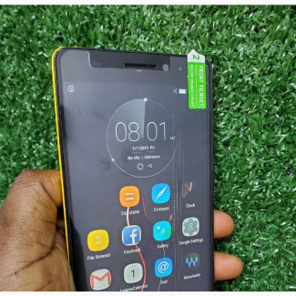 Lenovo K5 32 GB Yellow