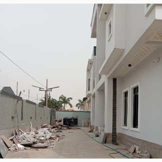 5bdrm Duplex in Unity Estate, Amuwo-Odofin for sale