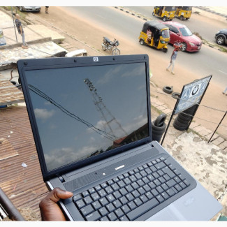 HP 530 Laptop 4GB Intel HDD 160GB