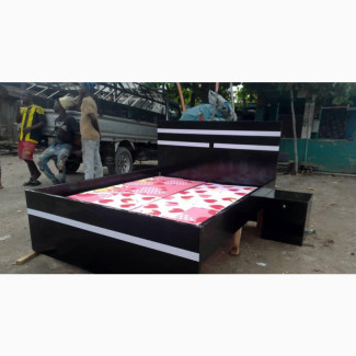 4.5 by 6ft Bed Frame