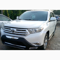 Toyota Highlander 3.5L 2WD 2013 White