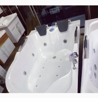 Double Jacuzzi