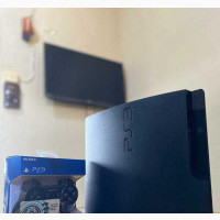 Pes 3 Uk Neatly Used With 2 Pads, 5 Games in It