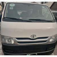 Toyota HiAce 2005 White