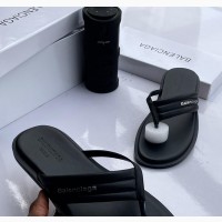 Balenciaga Men Leather Slippers Available