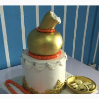Yummy Engagement Cake
