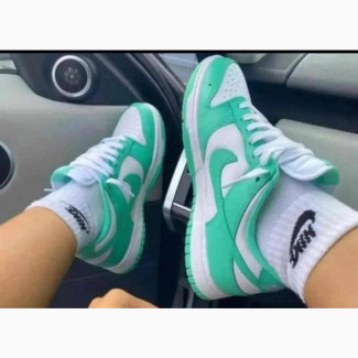 Nike Snaps