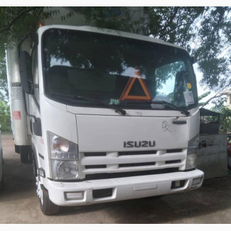 Isuzu Container Truck 6 Tyres