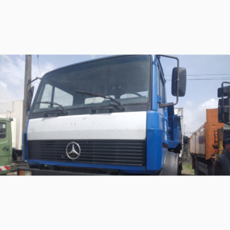 Mercedes-Benz 1317 With Auxiliary 8bolts