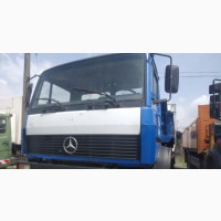 Mercedes-Benz 1317 With Auxiliary 8bolts