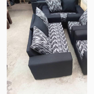 Standard 7 Seater Stripe Black Sofa