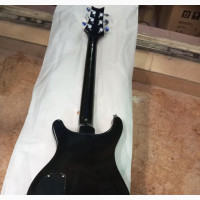 Fender Rhythm Guitar - Perfect for Various Genres