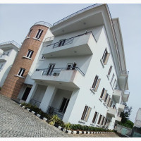 3bdrm Penthouse in Banana Island for rent