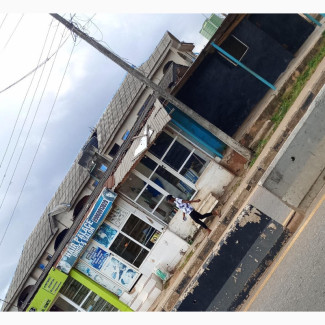 4 Shops Directly on Major Tarred Road