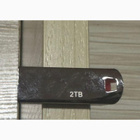 2TB Flash Drive (Clearance Sale)