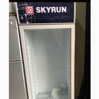 Skyrun Showcase Chiller