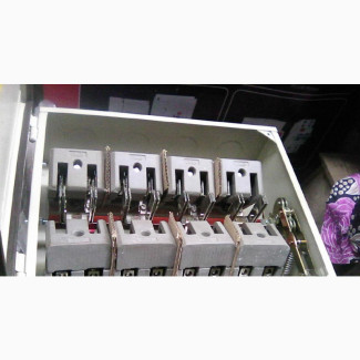 Stanley 100 Amps Change Over Switch - High Quality