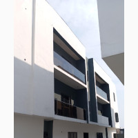 3bdrm Apartment in Ikota Villa, Lekki Phase 2 for sale