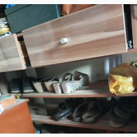 Giant SHOERACK - High Quality, 8-step, Fairly Used, Brown Color, 2 Drawers