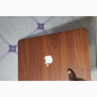 MacBook Air 2011 - Intel Core i7, 4GB RAM, 128GB SSD - Ultrabook