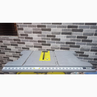 RYOBI RTS11 15 Amp 10 In. Table Saw