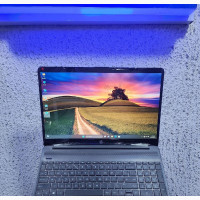 Laptop HP 250 G8 8GB Intel SSD 256GB