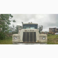 Mack Low Bed Truck