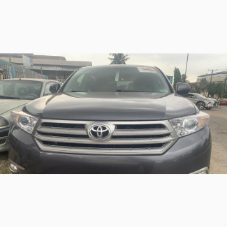 Toyota Highlander 3.5L 4WD 2013 Gray