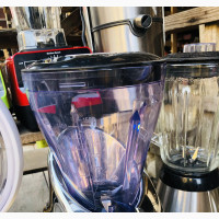 Kenwood Electric Blender and Juicer