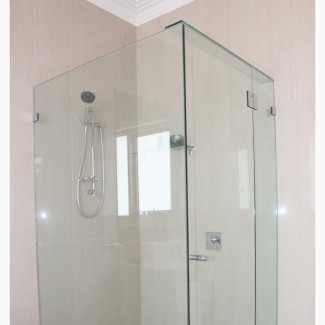 Frameless Custom Shower Cubicle Design