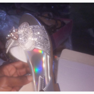 Female Open Toe Shoe