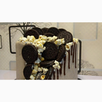 Oreo Cookie Cake