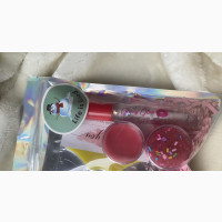 Lip Mask and Lip Brush Is Available