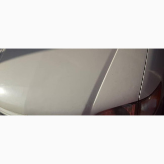 Toyota Regius 2000 White