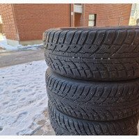 20 Winter Tyres with Spikes for Audi Q7