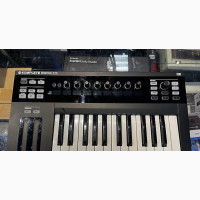 Native Instruments Kontrol S25 MIDI Keyboard Controller