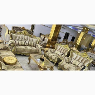Royal Sofa by 7seaters