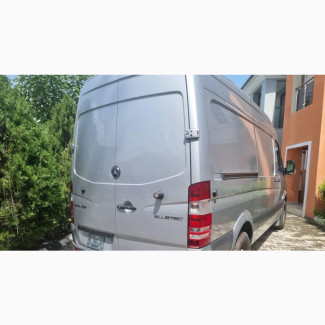 2015 Mercedes-Benz Sprinter Silver