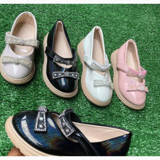 Prisca Quality Bow Stoned Shoe