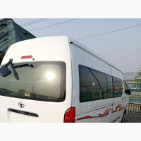 Toyota HiAce 2017 White