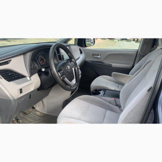 Toyota Sienna 2015 Blue